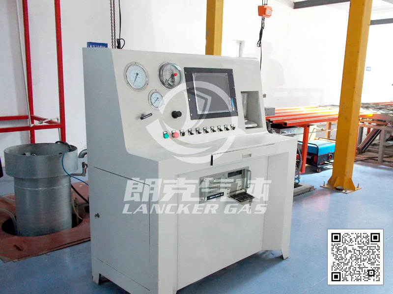 外測法水壓試驗(yàn)裝置.jpg 外測法水壓試驗(yàn)裝置.jpg