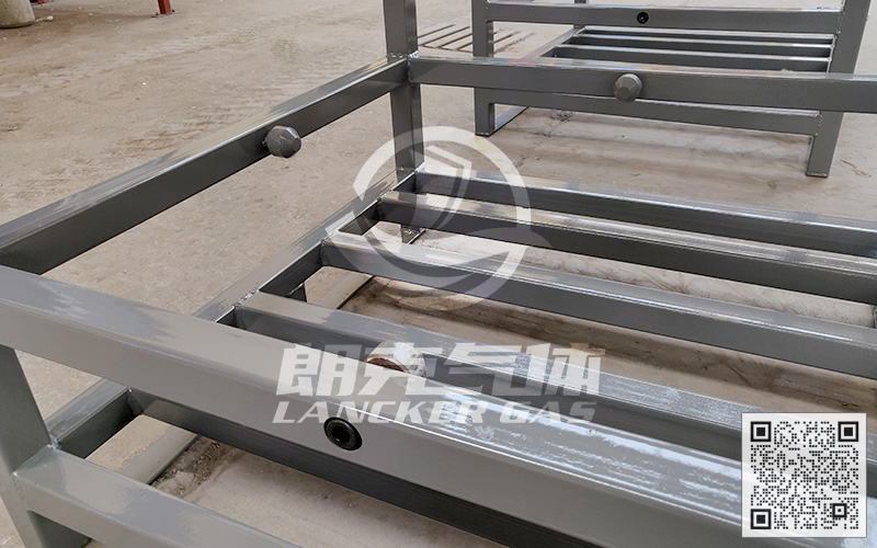 16瓶組立式集裝格照片-7.jpg 16瓶組立式集裝格照片-7.jpg