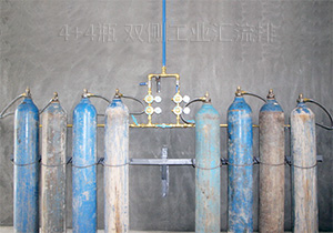 龍門(mén)架 雙側(cè)式氣體匯流排